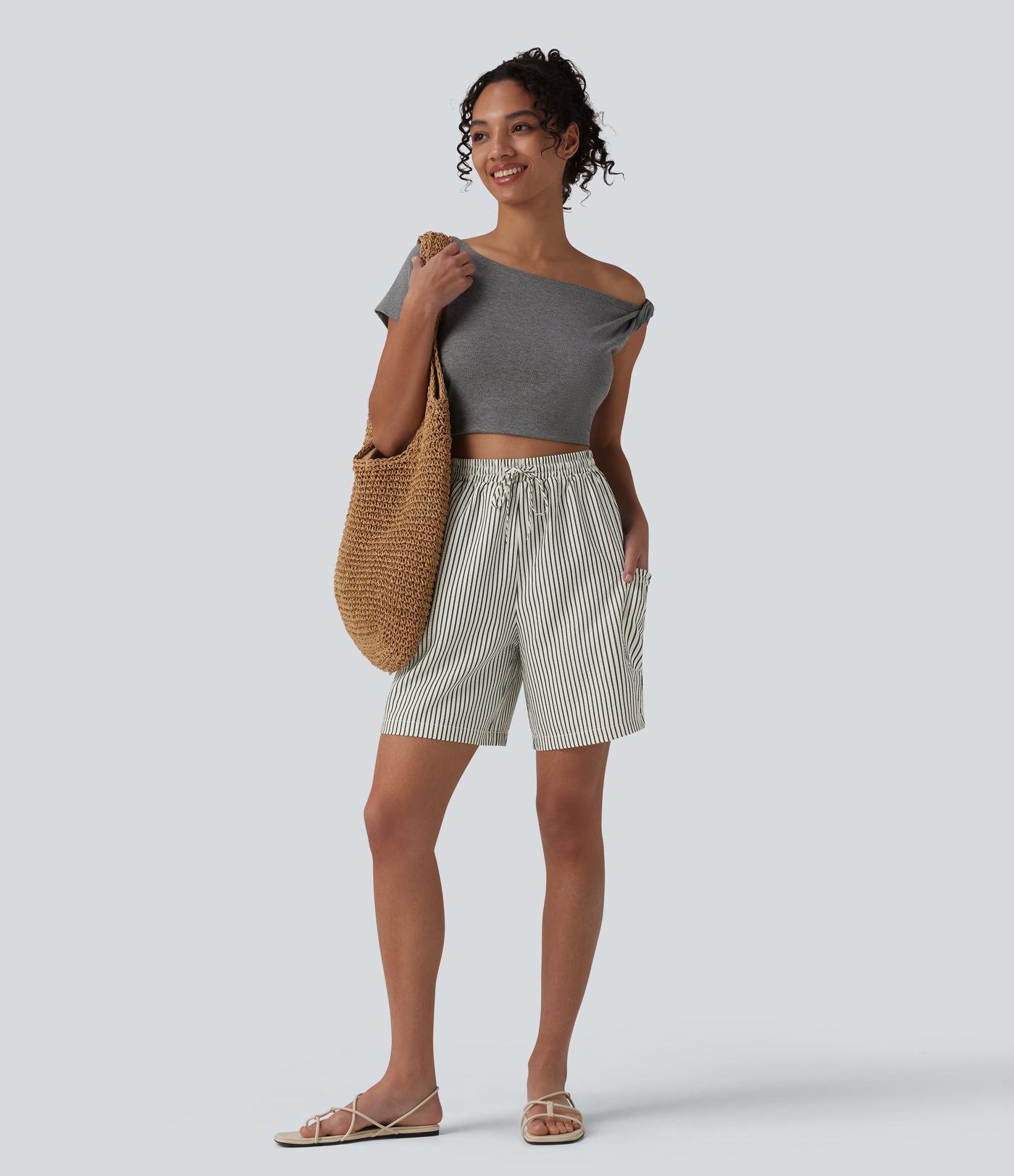 Shorts holgados estilo resort de cintura alta con cordón, rayas y bolsillos