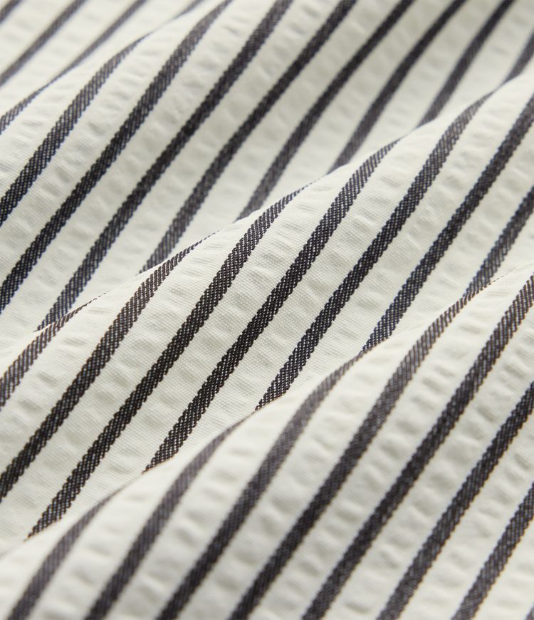 Shorts holgados estilo resort de cintura alta con cordón, rayas y bolsillos