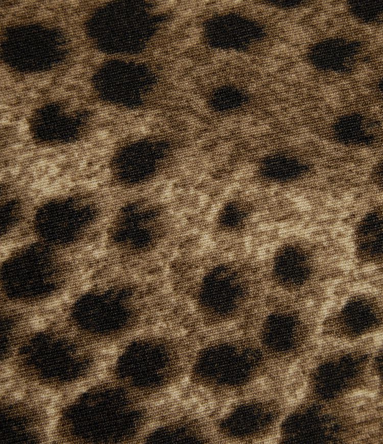 Lässiges Racerback-Tanktop mit integriertem BH und Leopardenmuster