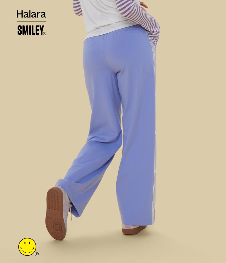 Halara X Smiley Halara Flex™ - Plissierte, elastische Stoffhose mit hohem Bund, Seitentaschen und geradem Bein