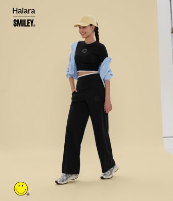 Halara X Smiley® Halara UltraSculpt™ - Yogahose mit hohem Bund, Seitentaschen, Bauchkontrolle und weitem Bein Halara X Smiley® Halara UltraSculpt™ - Yogahose mit hohem Bund, Seitentaschen, Bauchkontrolle und weitem Bein