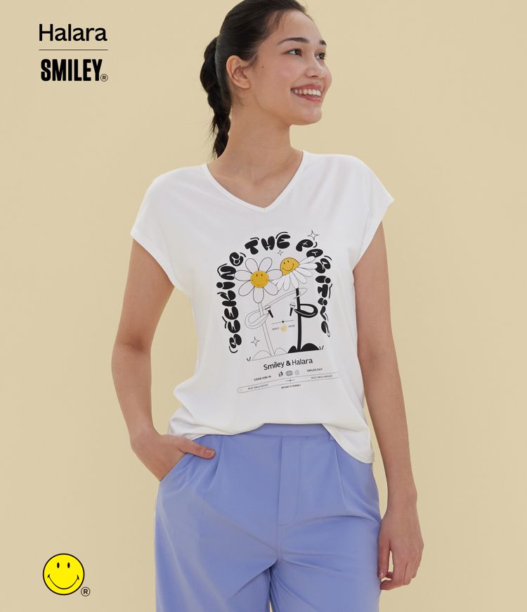 Halara X Smiley® V Neck Short Sleeve Casual T-Shirt