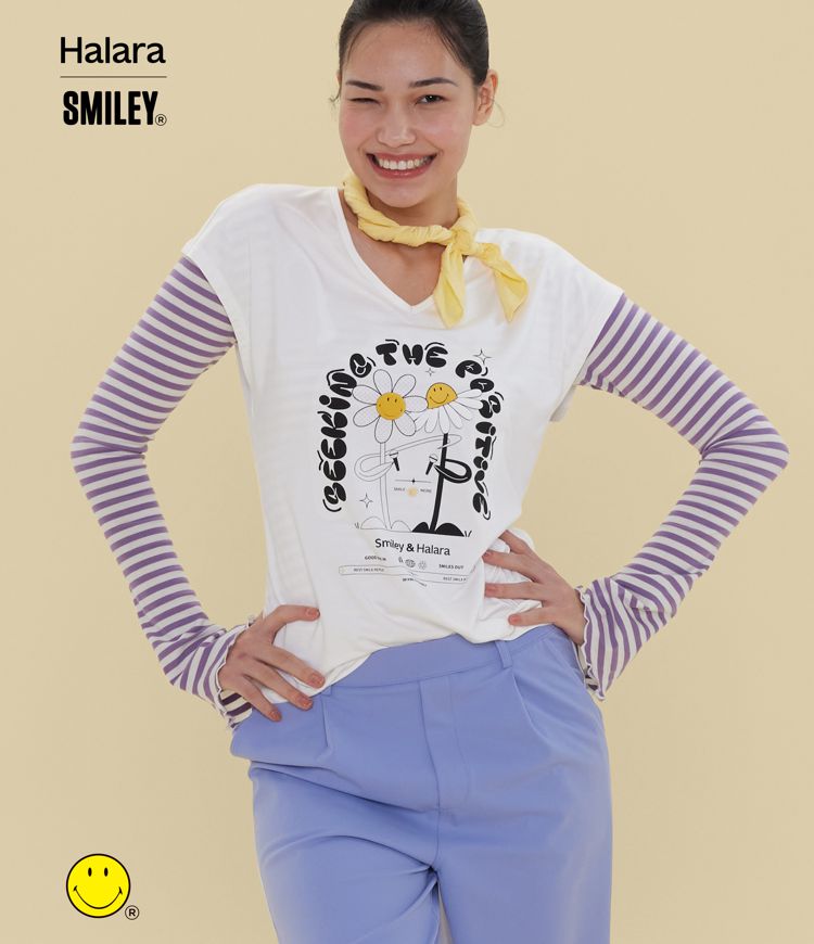 Halara X Smiley® V Neck Short Sleeve Casual T-Shirt