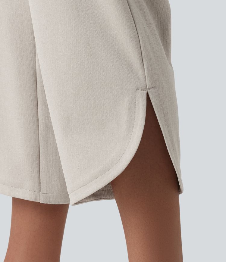 Halara Flex™ Pantalones cropped de trabajo de talle alto, corte entallado, dobladillo curvo y tejido espiga, con bolsillos.