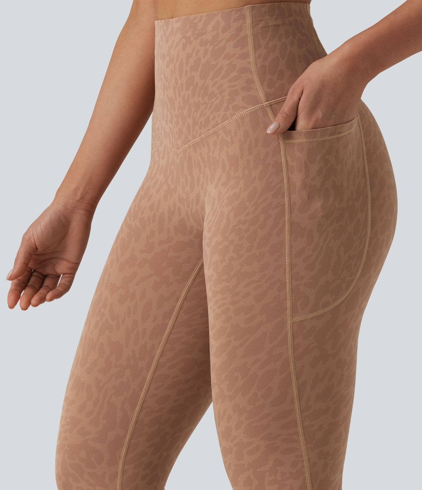Halara UltraSculpt™ Leopard Print High Waisted Tummy Control Shaping Running 7/8 Leggings with Pockets Halara UltraSculpt™ Leopard Print High Waisted Tummy Control Shaping Running 7/8 Leggings with Pockets