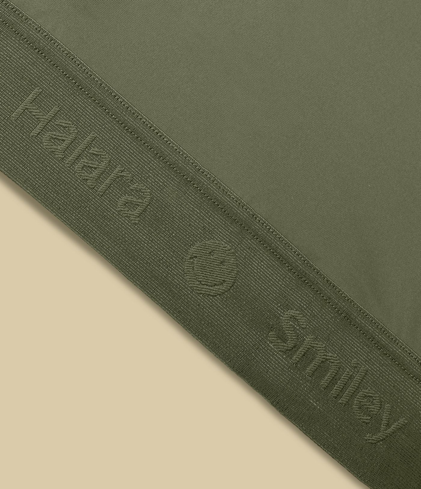 Halara X Smiley SpeedWave™ Medium Support Quick Dry Training Sports Bra A-C Cups