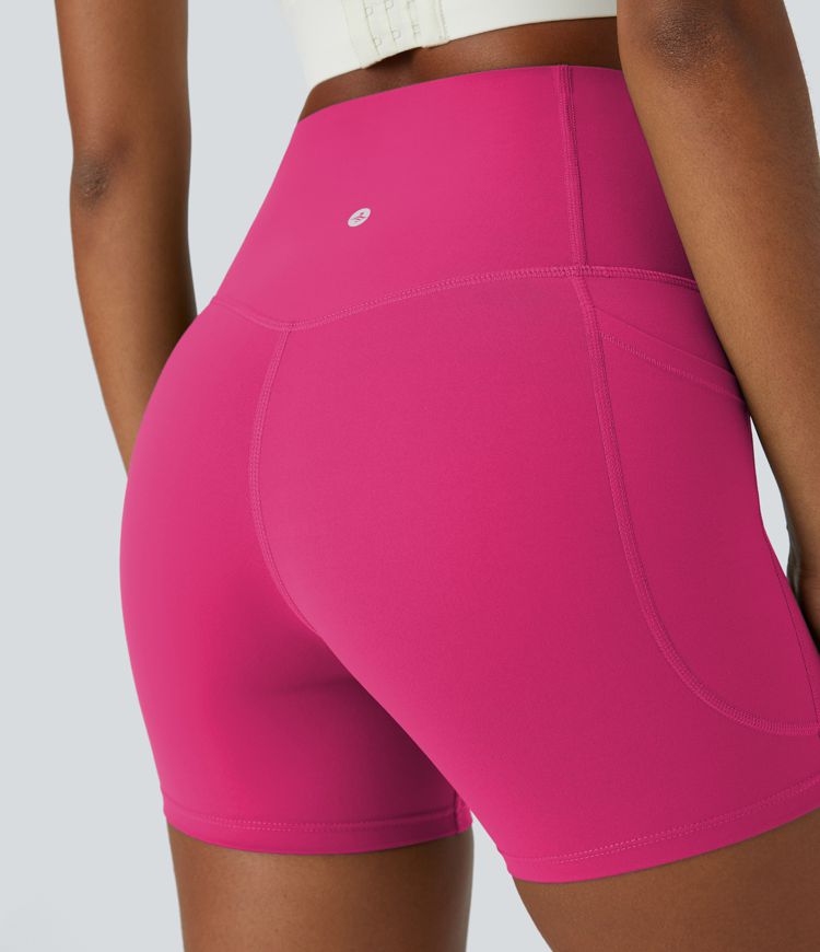 Halara UltraSculpt™ SoCinched Pantalones cortos de ciclismo de cintura alta con control de abdomen, bolsillos laterales y entrenamiento 5''