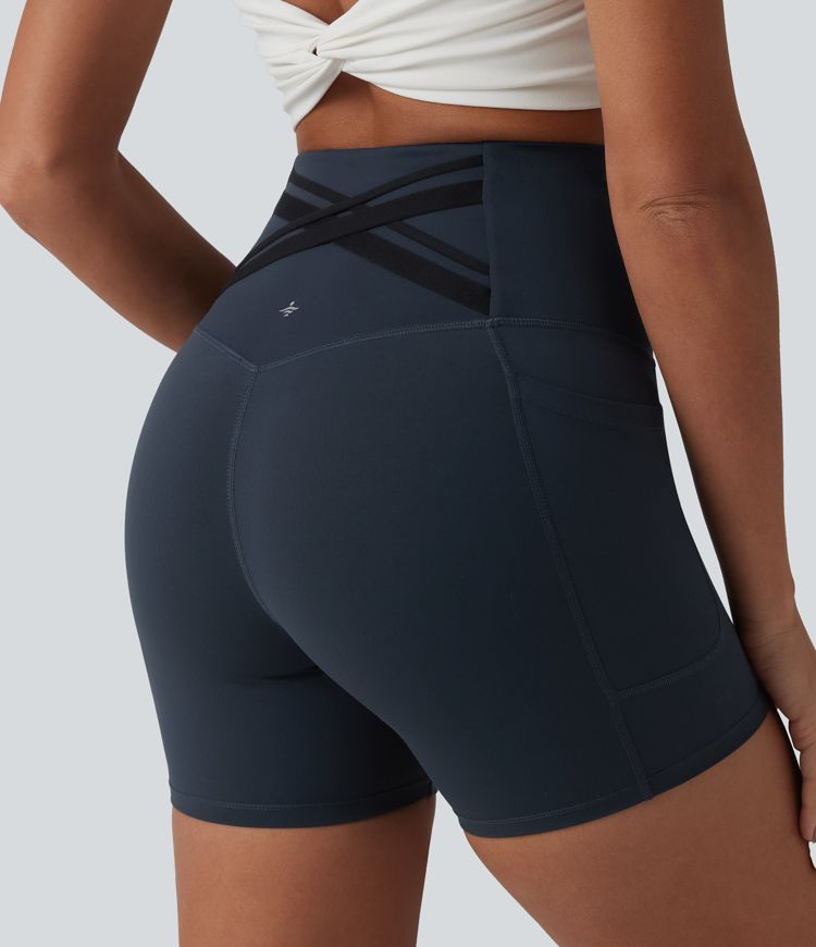 Halara Ultrasculpt™ short cycliste de running taille haute, maintien du ventre, empiècement croisé au dos, 5'' avec poches