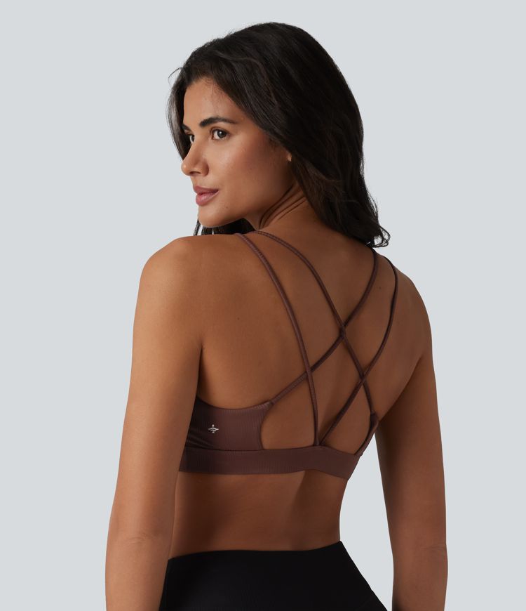 Yoga-Sport-BH aus geripptem Strick mit leichtem Support, eckigem Ausschnitt und integriertem BH - UPF40+