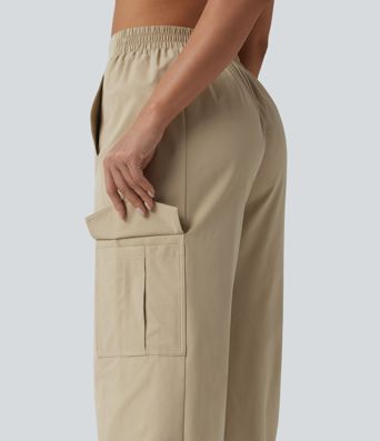 Casual cargo pants in stretch poplin, mid-rise waist, wide leg with pockets