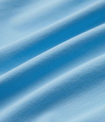 Veste de sport déperlante à capuche amovible avec cordon de serrage et poches zippées