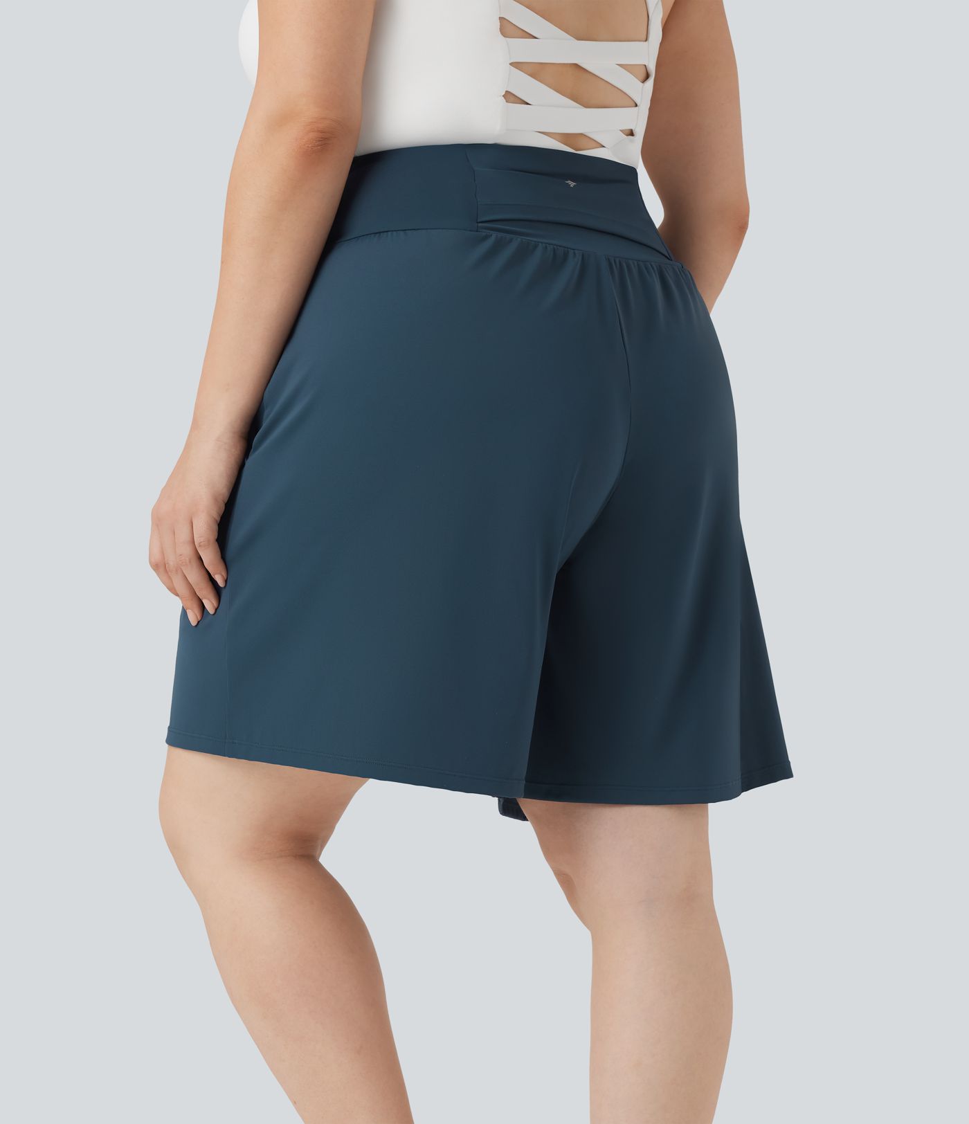 Bermuda yoga grande taille SoftlyZero™ Airy taille haute toucher frais avec poches Bermuda yoga grande taille SoftlyZero™ Airy taille haute toucher frais avec poches