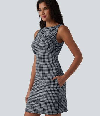 Casual, sleeveless mini dress with boat neck, side pockets and check pattern