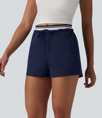 Lässige Shorts aus elastischem Popeline mit mittelhohem Bund, Seitentaschen, Kordelzug und Farbblock