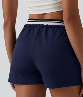 Lässige Shorts aus elastischem Popeline mit mittelhohem Bund, Seitentaschen, Kordelzug und Farbblock