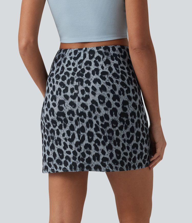 Jupe mini casual tulipe 2-en-1 taille haute ventre plat, froncée en tissu gaufré imprimé léopard