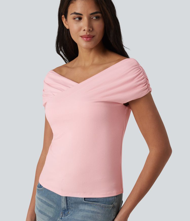 T-shirt décontracté à manches courtes en maille côtelée avec soutien-gorge intégré T-shirt décontracté à manches courtes en maille côtelée avec soutien-gorge intégré