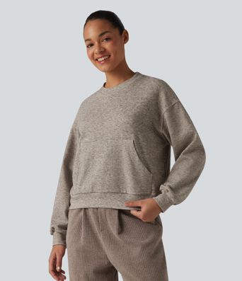 Lounge-Top mit Rundhalsausschnitt, Kängurutasche und langen Ärmeln