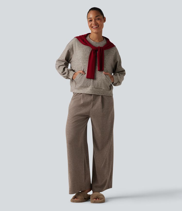 Lounge-Top mit Rundhalsausschnitt, Kängurutasche und langen Ärmeln