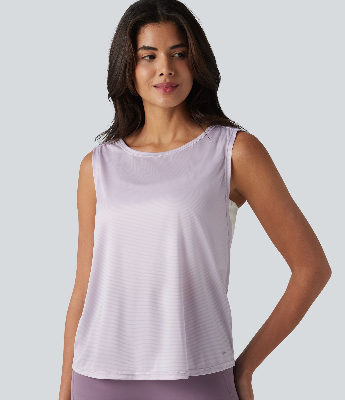 Gerafftes, rückenfreies Yoga-Top mit überkreuzten Trägern