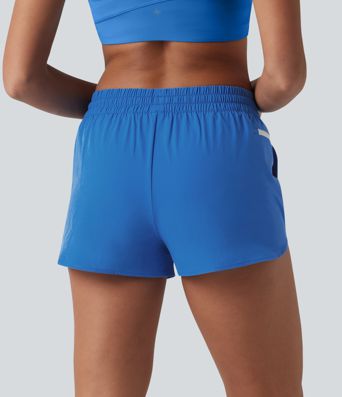 Breezeful™ - Lauf-Shorts mit mittelhohem Bund, mehreren Taschen, Kordelzug, integrierter Unterwäsche und abgerundetem Saum - schnelltrocknend