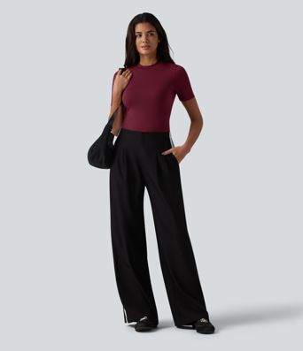 Round Neck Short Sleeve Built-in Bra Casual T-Shirt