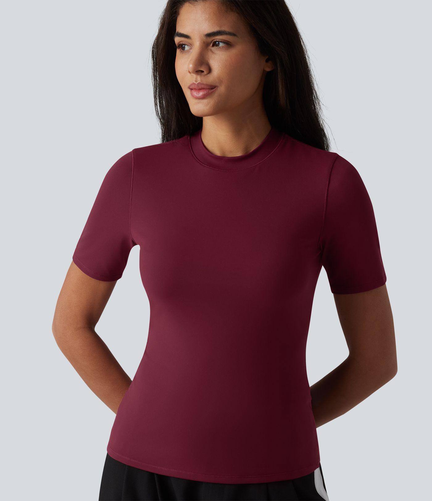 Tricou casual cu decolteu rotund, mâneci scurte și sutien integrat