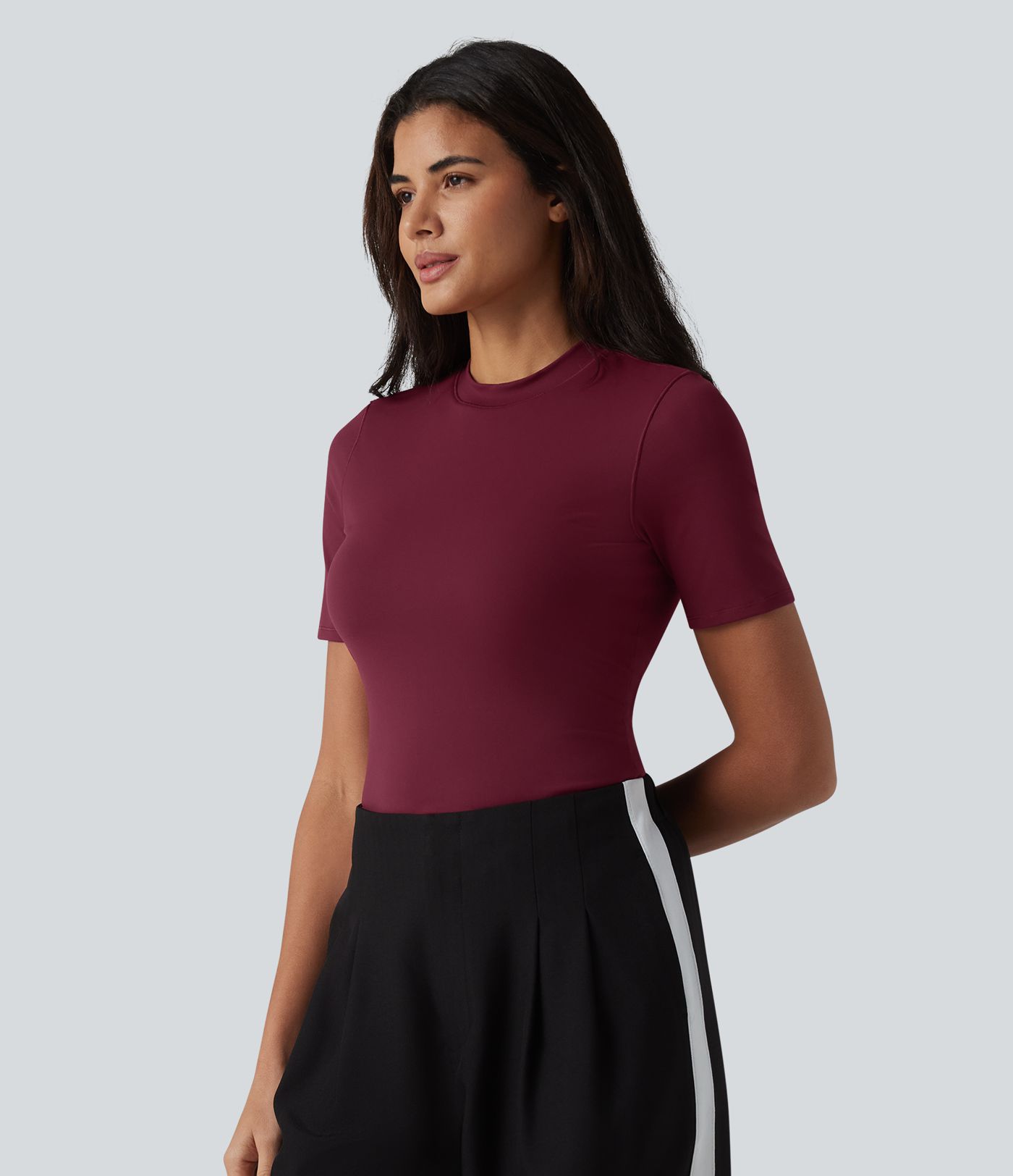 Round Neck Short Sleeve Built-in Bra Casual T-Shirt