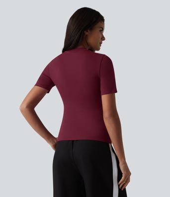 Round Neck Short Sleeve Built-in Bra Casual T-Shirt