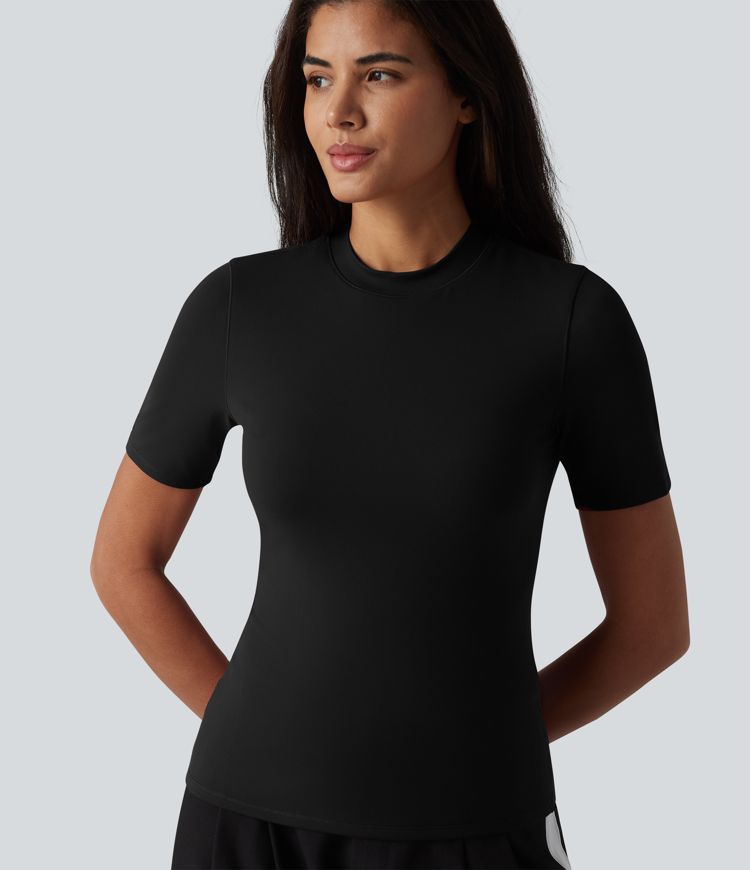 Round Neck Short Sleeve Built-in Bra Casual T-Shirt