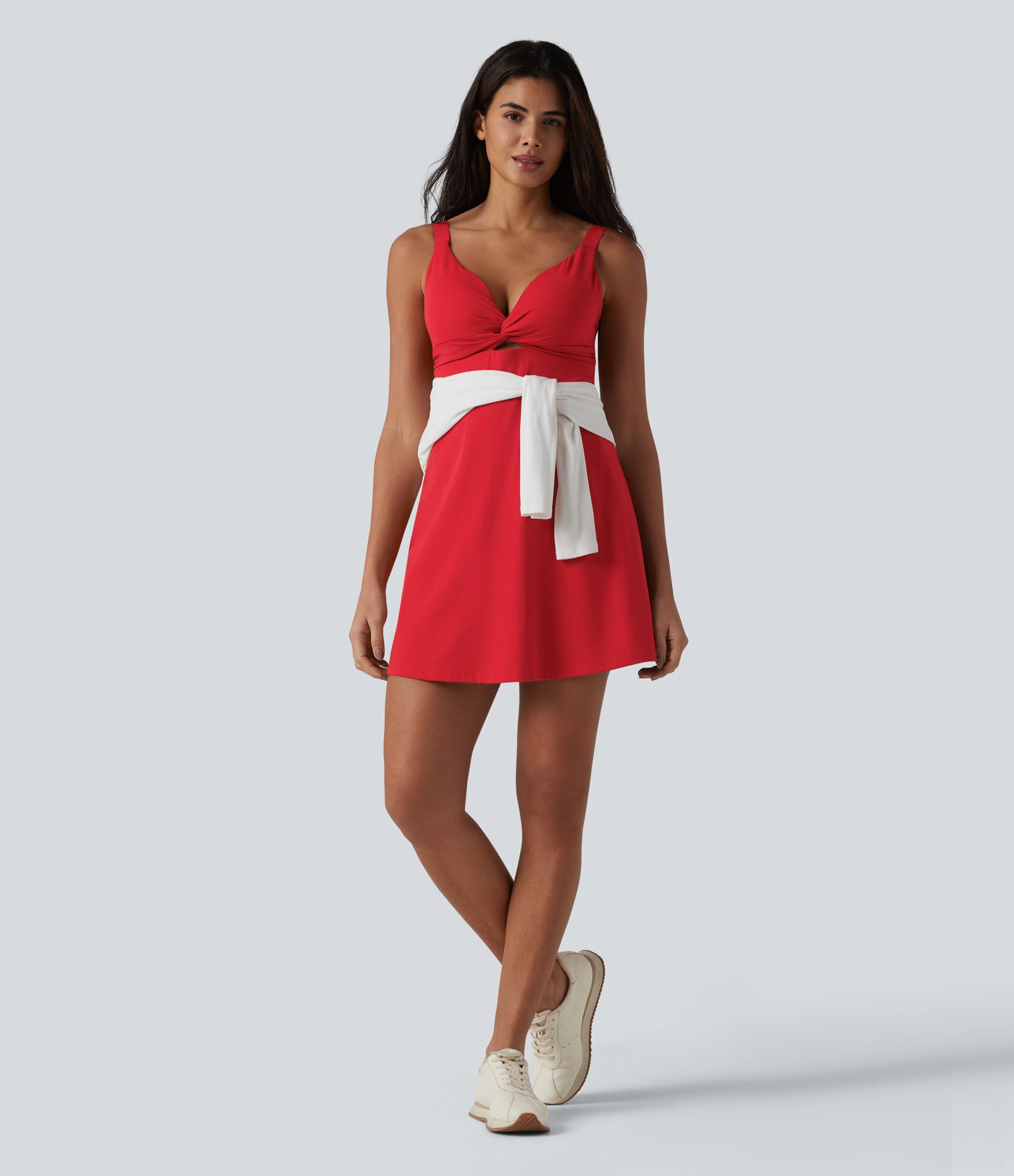 SoftlyZero™ Plush Robe sport avec bretelles ajustables torsadées, effet push-up, coussinets non amovibles et poches - Easy Peasy