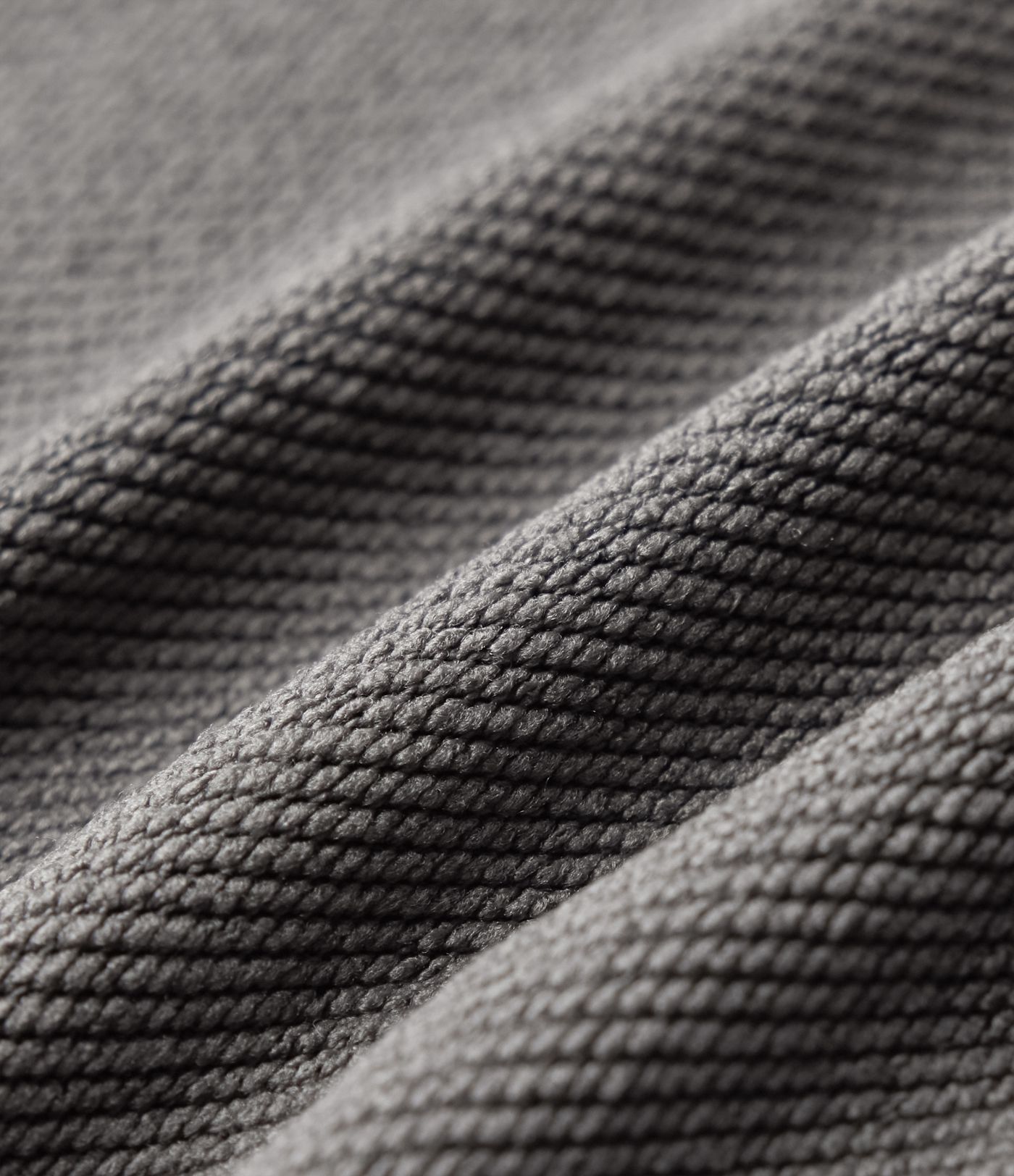 Lässige, schmal zulaufende Jogginghose mit mittelhohem Bund und Seitentaschen