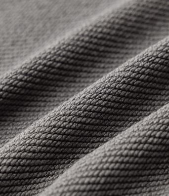 Lässige, schmal zulaufende Jogginghose mit mittelhohem Bund und Seitentaschen