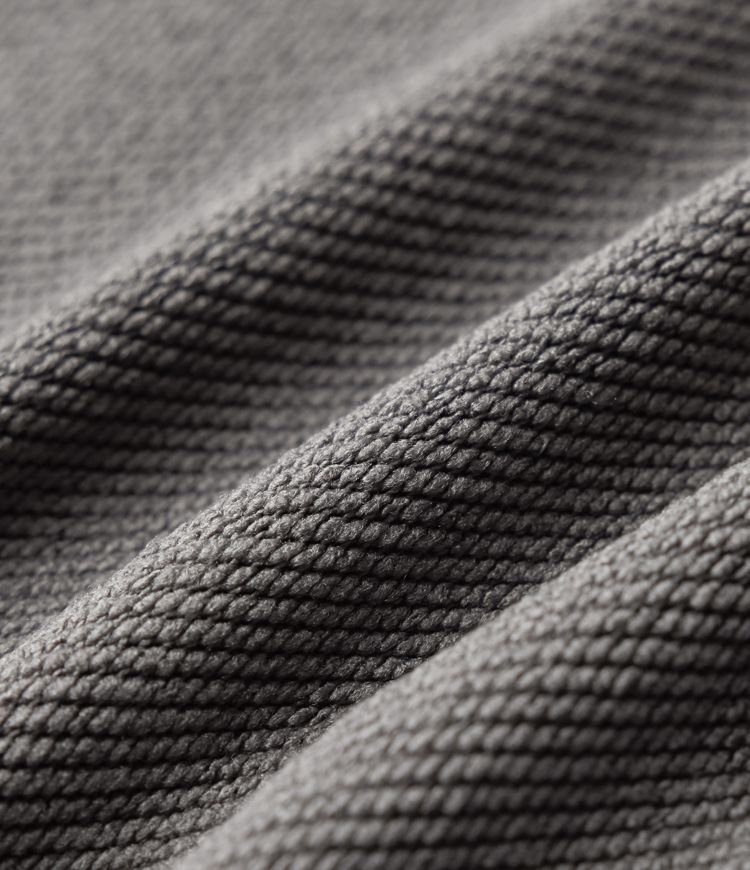 Lässige, schmal zulaufende Jogginghose mit mittelhohem Bund und Seitentaschen