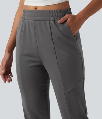 Lässige, schmal zulaufende Jogginghose mit mittelhohem Bund und Seitentaschen