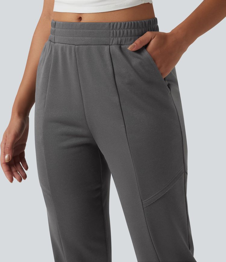 Lässige, schmal zulaufende Jogginghose mit mittelhohem Bund und Seitentaschen