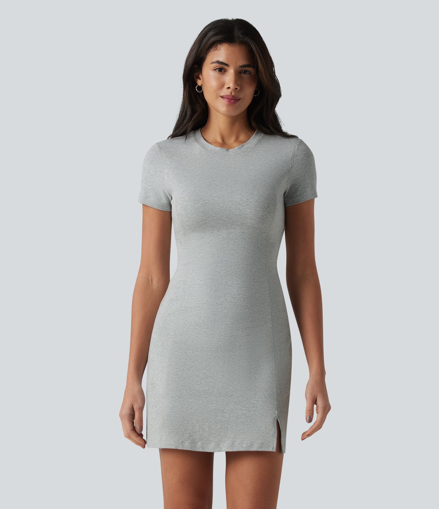 Halara Cotton Jersey - Lässiges Minikleid aus Baumwolle mit Rundhalsausschnitt, kurzen Ärmeln und integriertem BH