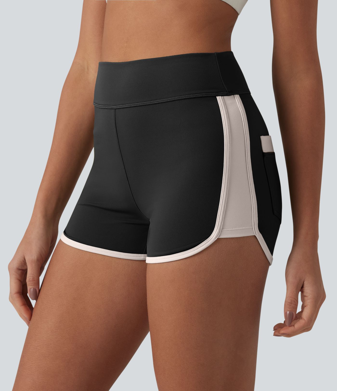 SoftlyZero™ Short de sport aérés, taille haute, à empiècements colorés, toucher frais, 2.5'' avec poches - UPF50+