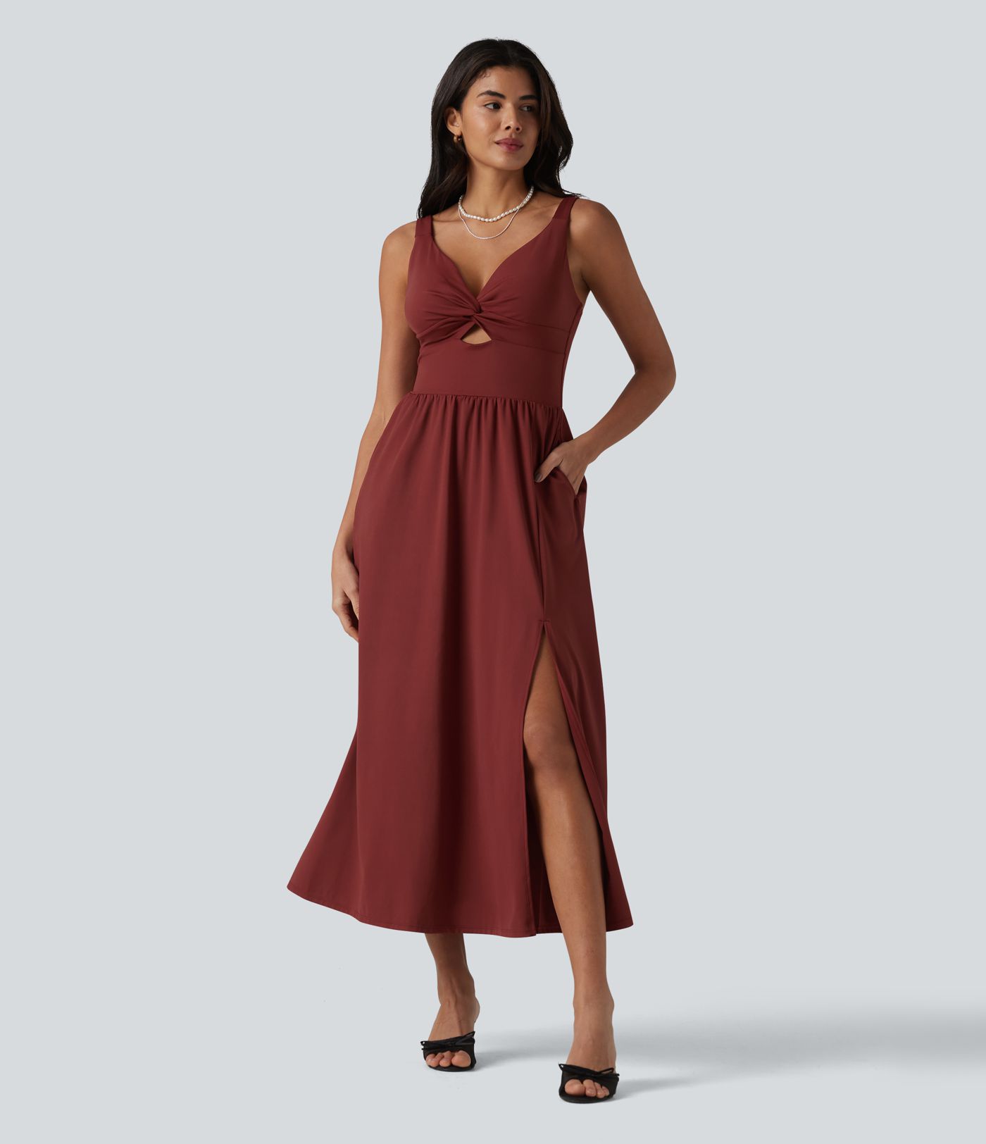 Robe midi SoftlyZero™ Airy effet frais InstantCool sans manches col V avec coques intégrées non amovibles et poches, bonnets E-G Robe midi SoftlyZero™ Airy effet frais InstantCool sans manches col V avec coques intégrées non amovibles et poches, bonnets E-G
