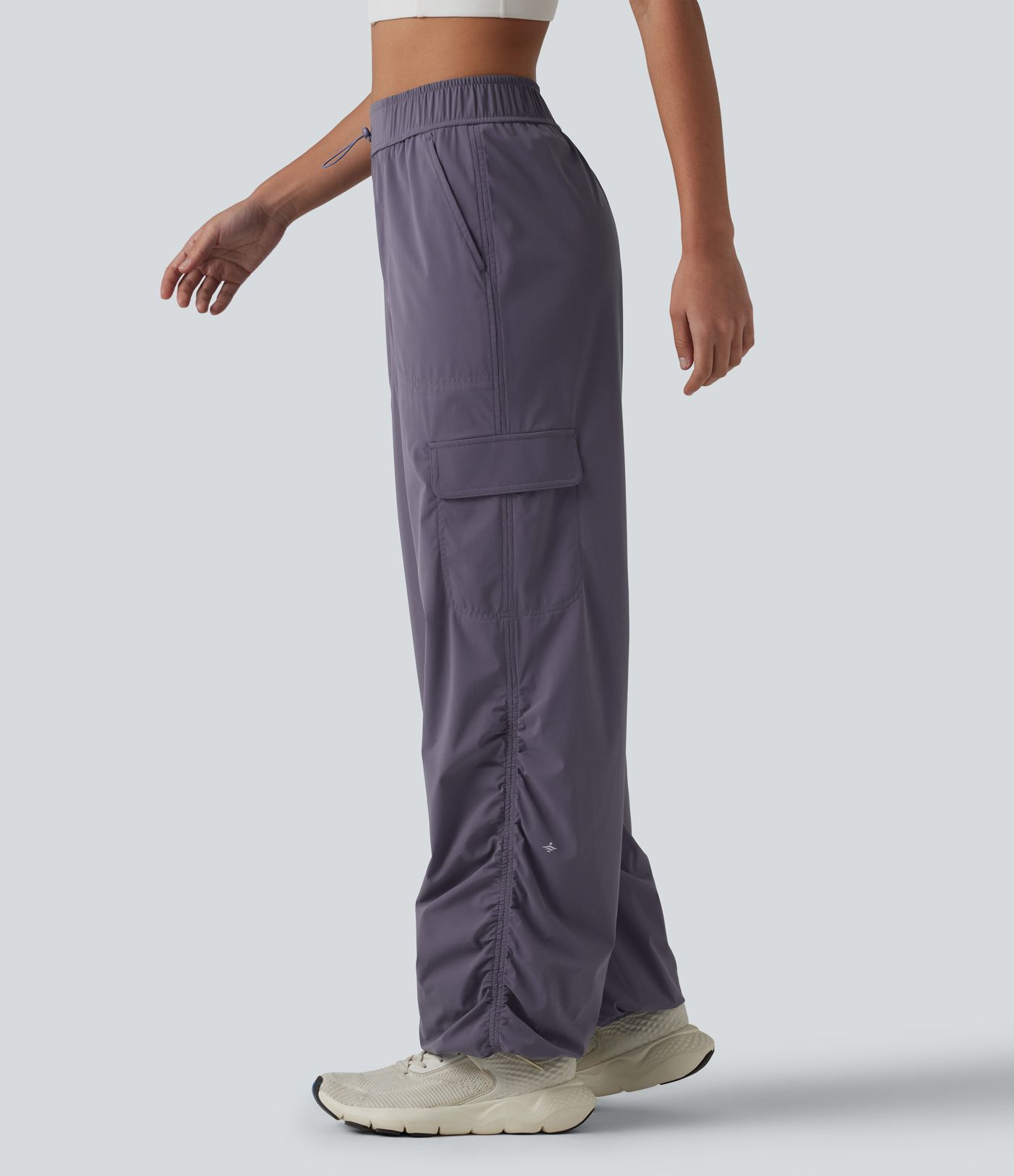 Mid Rise Adjustable Drawcord Ruched Quick Dry Running Cargo Joggers with Pockets