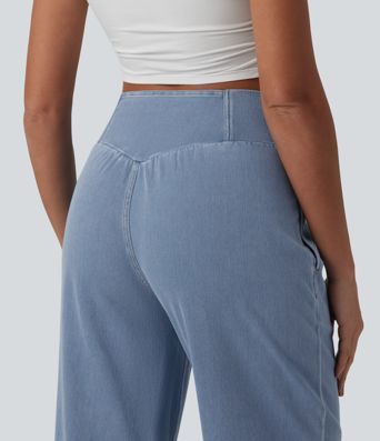 Halara Flex™ - Lässige Denim-Joggers mit mittelhohem Crossover-Bund, Seitentaschen und Kordelzug