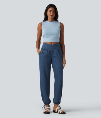 Halara Flex™ - Lässige Denim-Joggers mit mittelhohem Crossover-Bund, Seitentaschen und Kordelzug