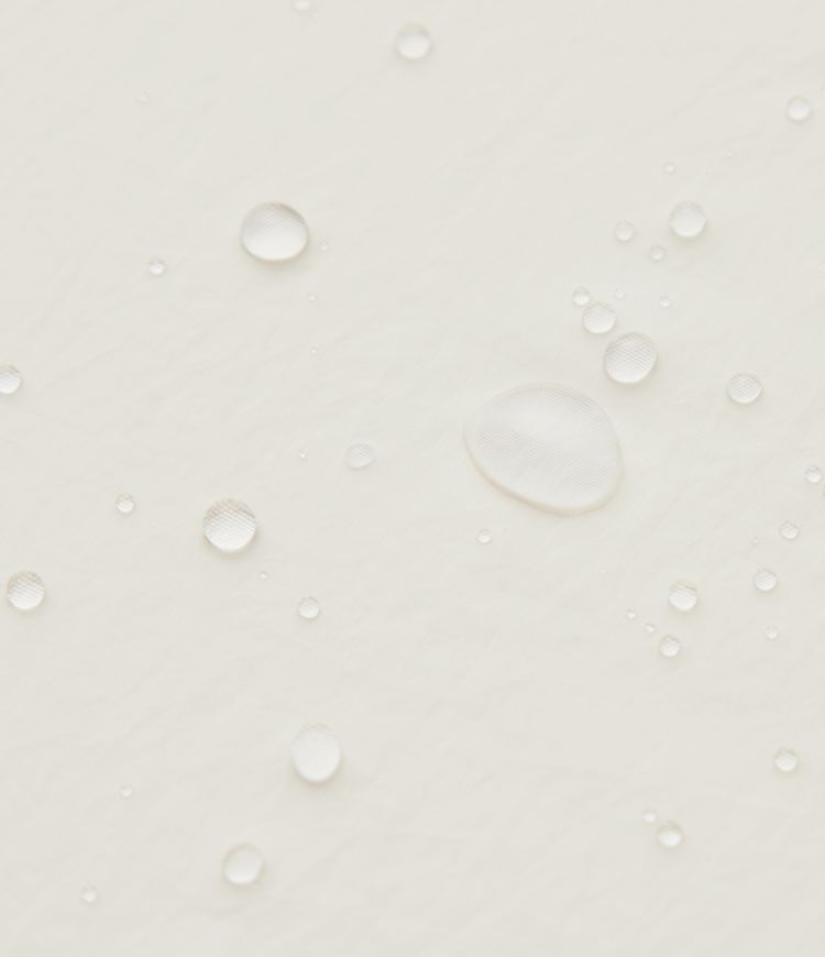 Water Repellent Long Sleeve Workout Jacket with Pockets-UPF40+