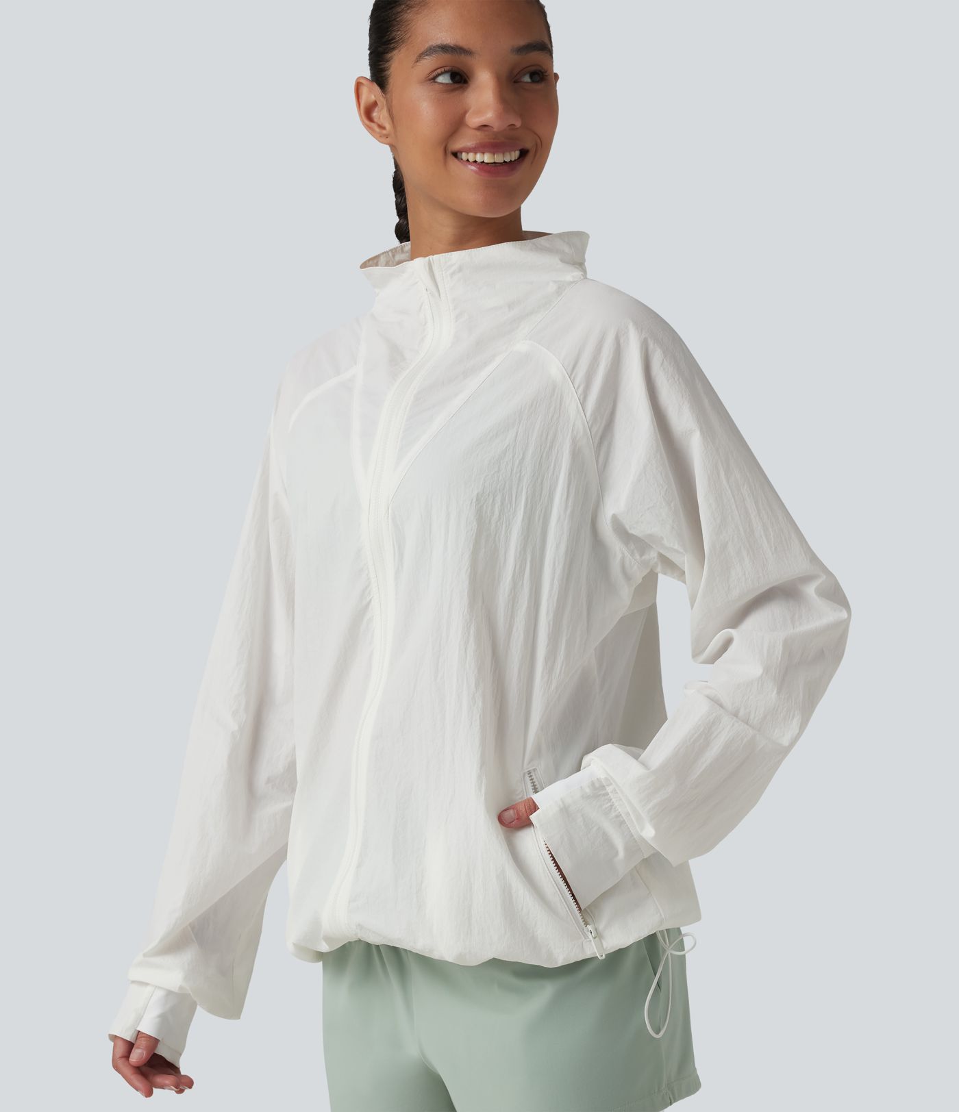 Stand Collar Thumb Holes Drawstring Hem Casual Windbreaker Jacket with Pockets