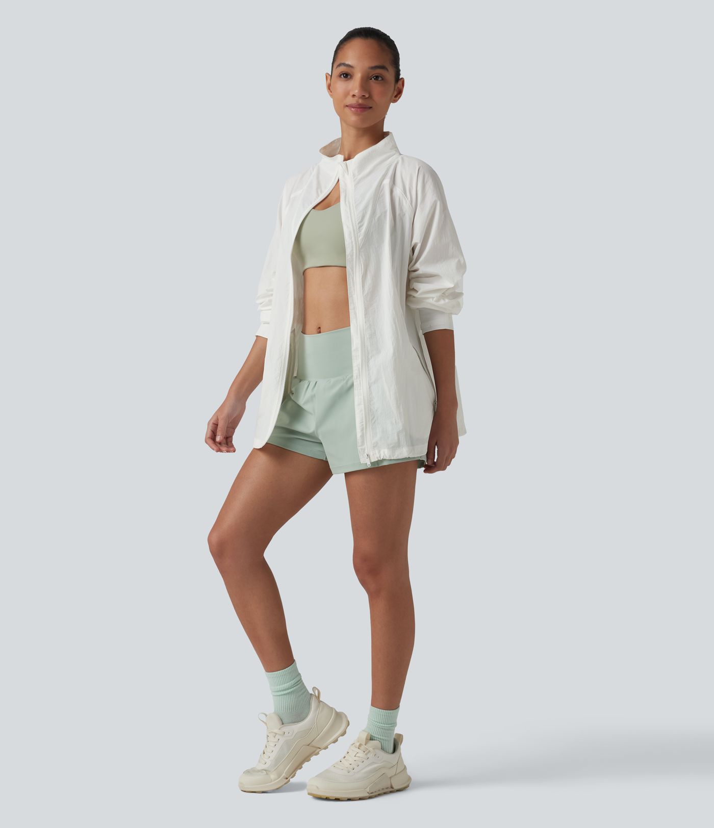 Stand Collar Thumb Holes Drawstring Hem Casual Windbreaker Jacket with Pockets