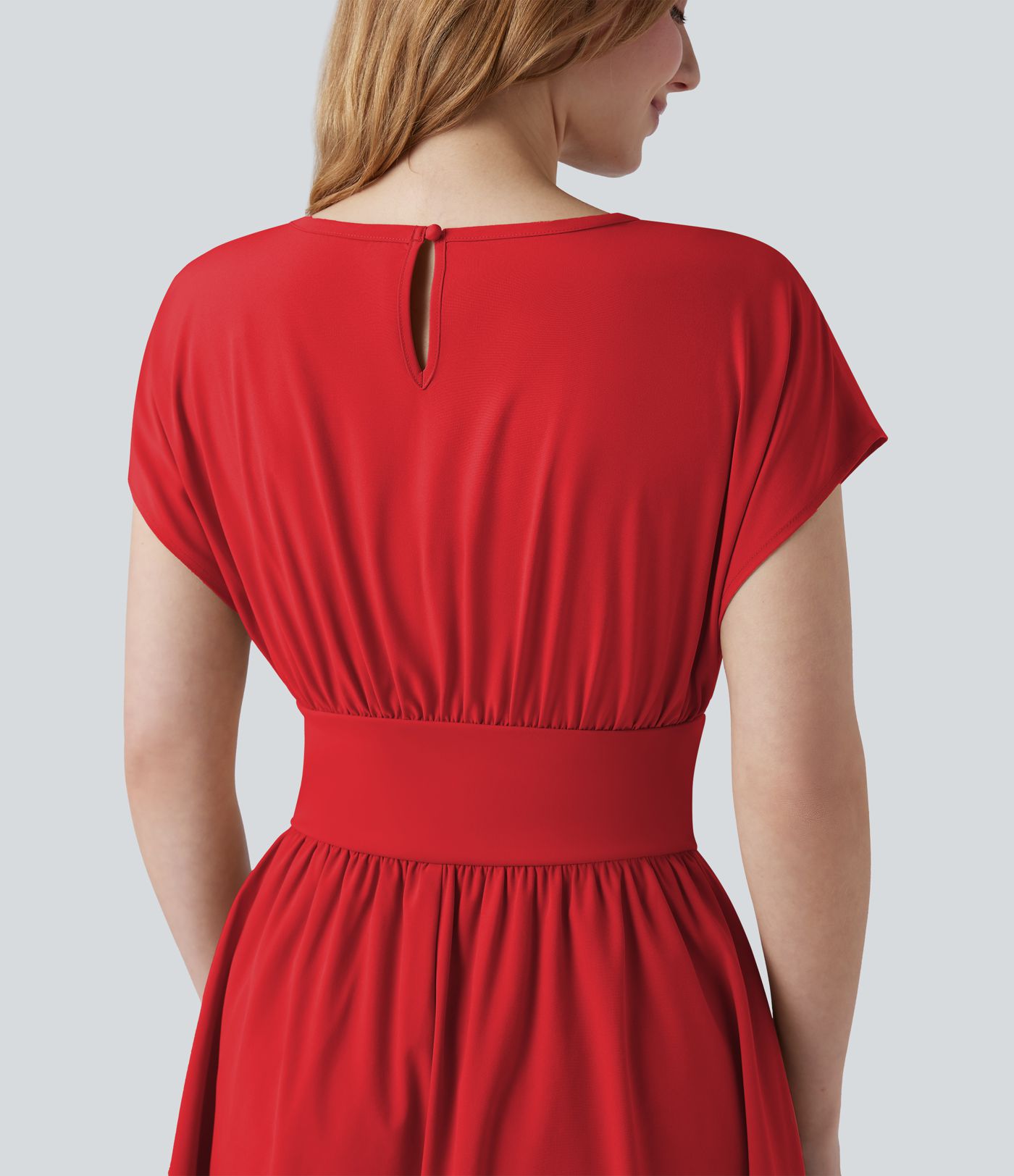 Robe de travail mini Breezeful™ manches chauve-souris courtes fluide séchage rapide avec poches latérales