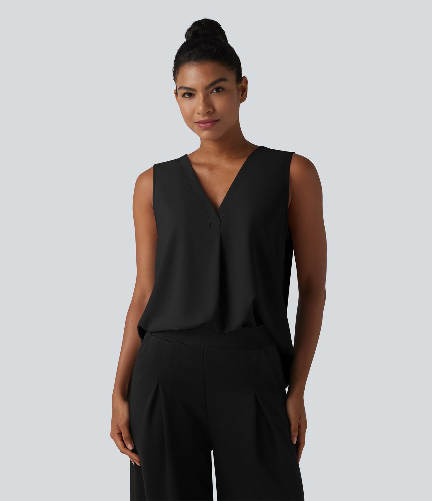 Wrinkle-Resistant V Neck Sleeveless Oversized Work Blouse