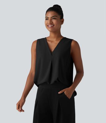 Wrinkle-Resistant V Neck Sleeveless Oversized Work Blouse