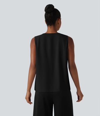 Wrinkle-Resistant V Neck Sleeveless Oversized Work Blouse