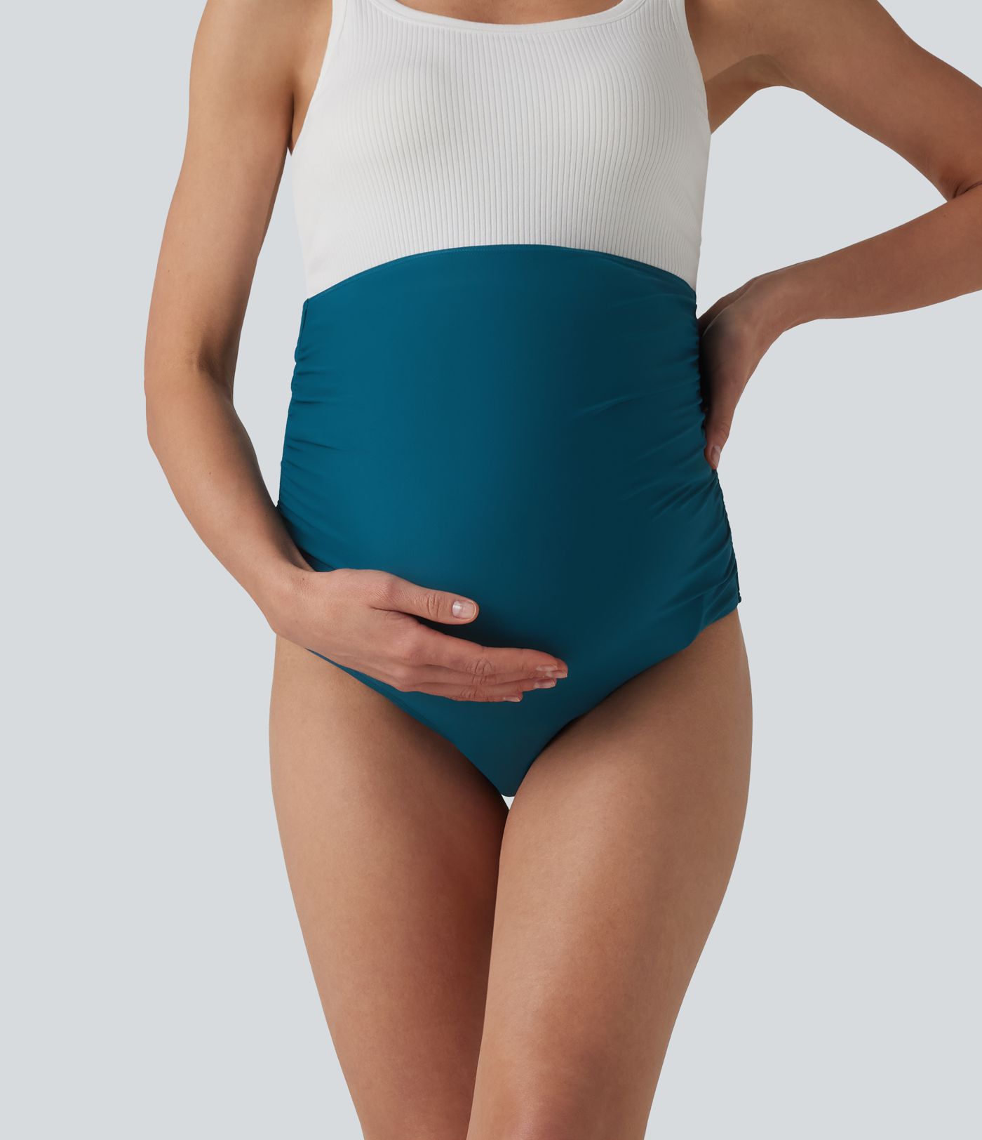 Geraffte Umstands-Bikinihose mit superhohem Bund